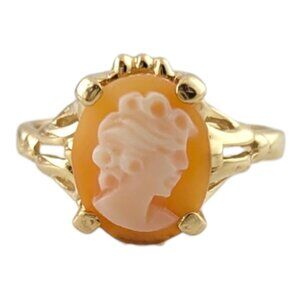 10 Karat Yellow Gold Cameo Ring Size 4.5 #17769